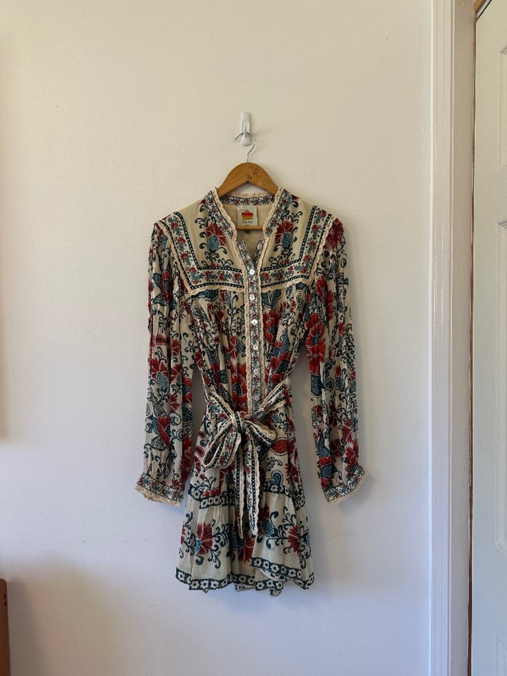 Farm Rio Francesca Long Sleeve Button Front Mini Dress | Size Large - Picture 5 of 12